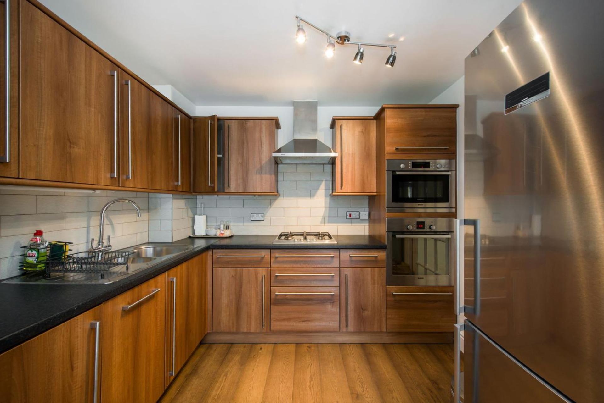 Views For Days - Fitzrovia - By Frankie Says Apartment Londra Exterior foto